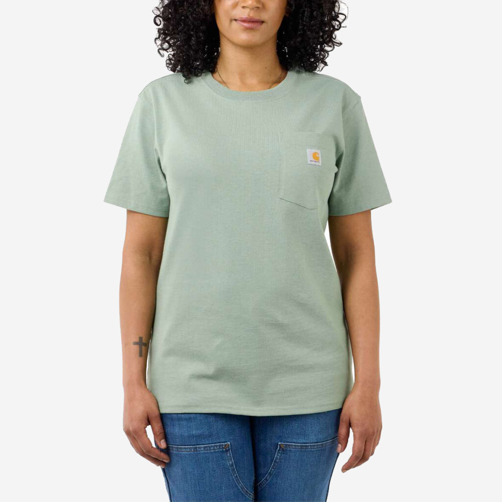 Carhartt t-shirt med brystlomme til kvinder
