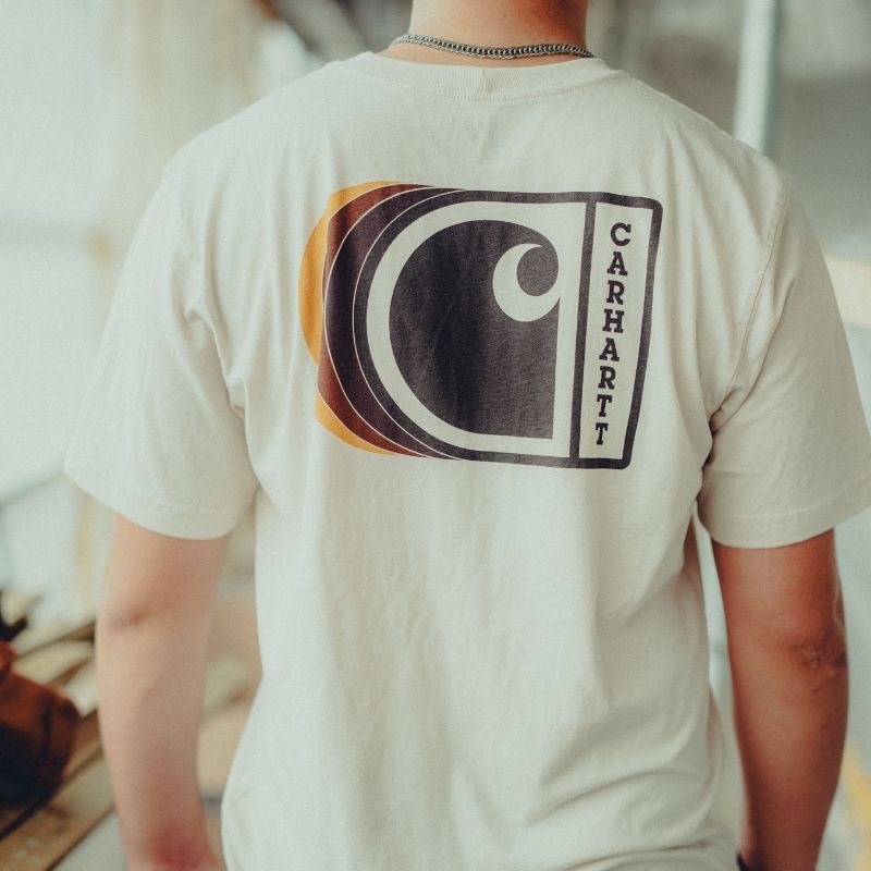 CARHARTT T-SHIRT MED RYGPRINT
